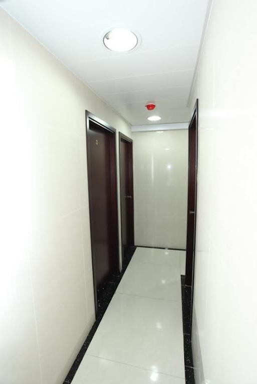 Reliance Inn Гонконг Экстерьер фото