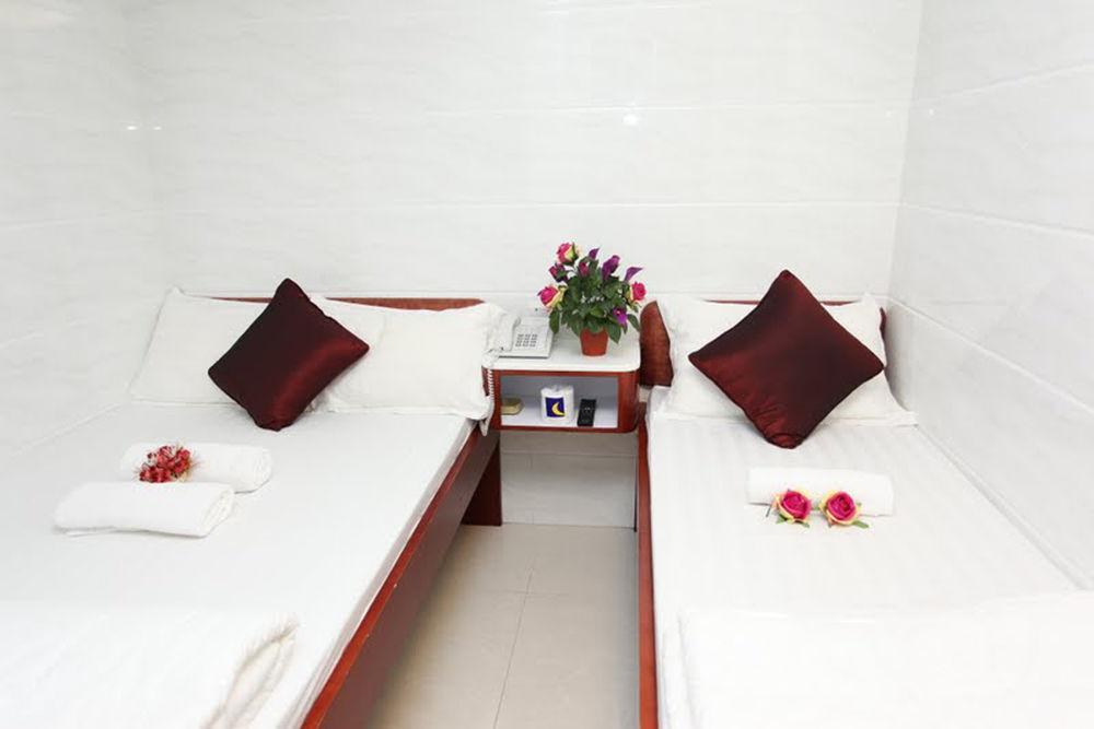 Reliance Inn Гонконг Экстерьер фото