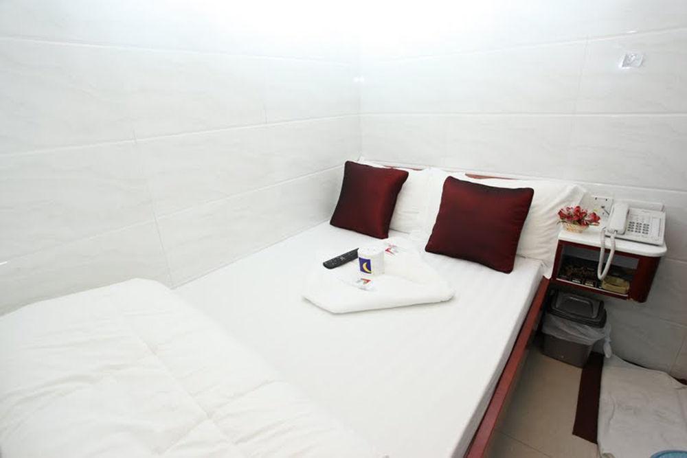Reliance Inn Гонконг Экстерьер фото